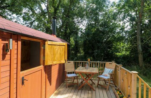 Shepperdine House | The Foxes Den Shepherds Hut