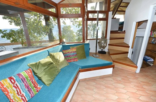 La Chapelle-du-Mont-du-Chat Villa | THE LAKE TERRACES