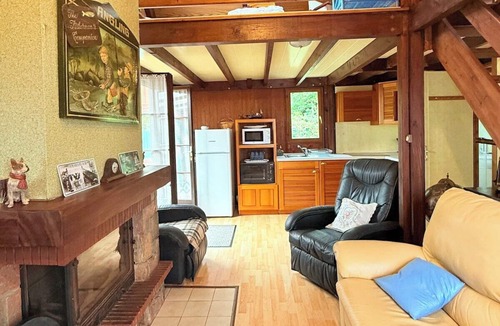 Merville-Franceville-Plage House | The canine cuddle cottage