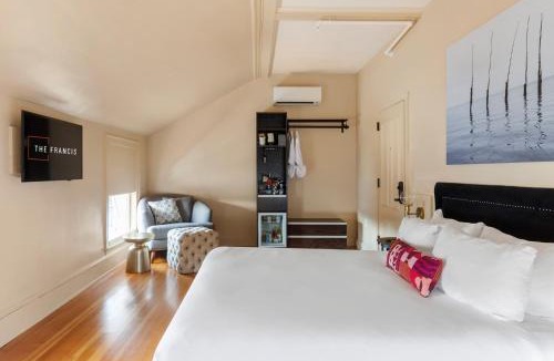 Parkside Hotel | The Francis Hotel