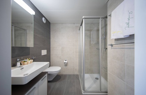 Montreux City Centre Hotel | The Freddie Mercury Hotel