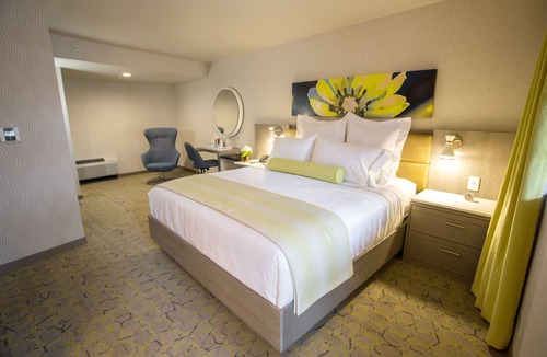 Nacogdoches Hotel | The Fredonia Hotel and Convention Center