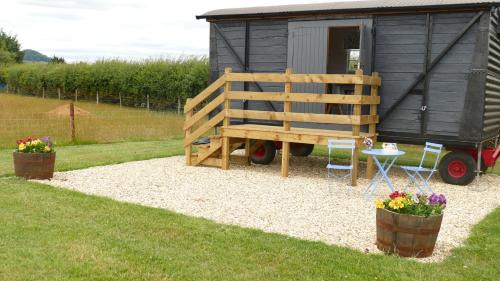 Mangotsfield Ski Chalet | The Freight Wagon