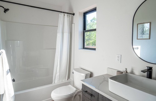 Torrey Apartment | The Fremont - Studio Tiny Home