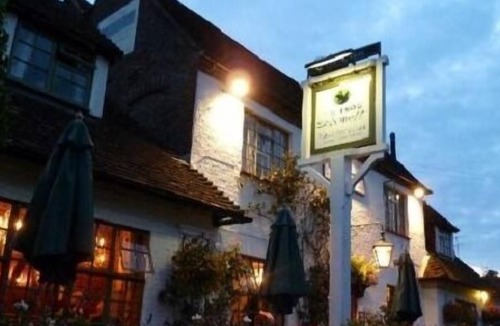 Skirmett Hotel | The Frog at Skirmett