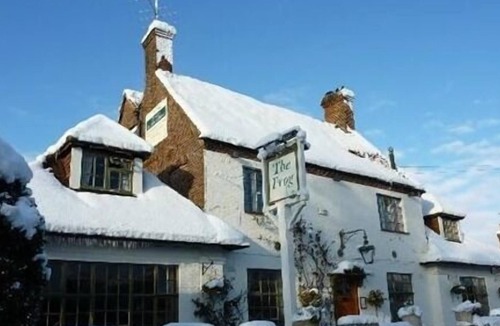 Skirmett Hotel | The Frog at Skirmett