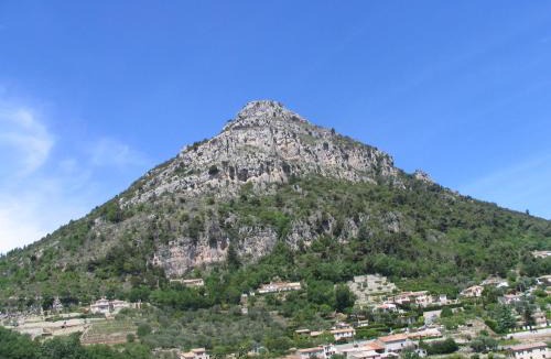 Saint-Jeannet Bed & Breakfast | The Frogs House