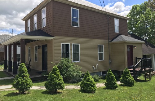 Town of Smyrna House | The Fuller House - 15 Mins from Colgate