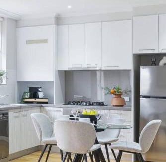 St. Kilda East Apartment | The Fulton Residence