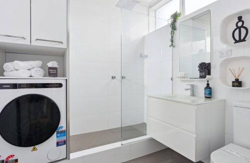 St. Kilda East Apartment | The Fulton Residence