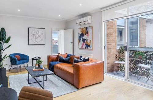 St. Kilda East Apartment | The Fulton Residence