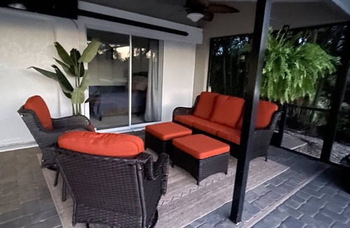 Port Charlotte House | The Funky Chicken Lakefront & Heated Pool