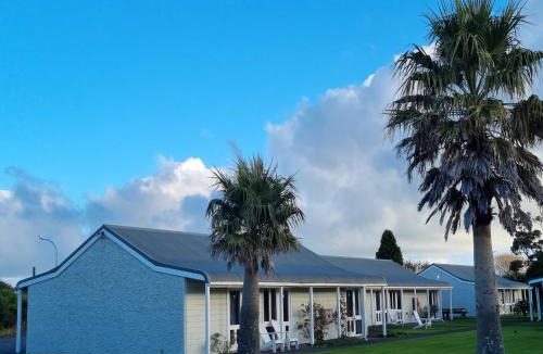 Hawera Hotel | The Furlong