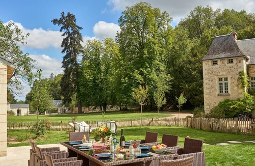 Ballan-Mire Villa | The Gîte on the Domaine de la Commanderie de Ballan
