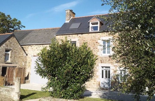 Sains House | The Gîtes de la Croix au Blanc: "Les Rosiers