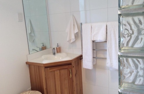 Horopito Bed & Breakfast | The Gables B&B