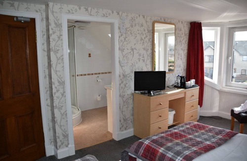 Bathgate Bed & Breakfast | The Gables