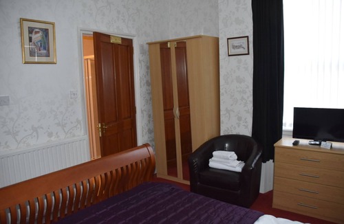 Bathgate Bed & Breakfast | The Gables