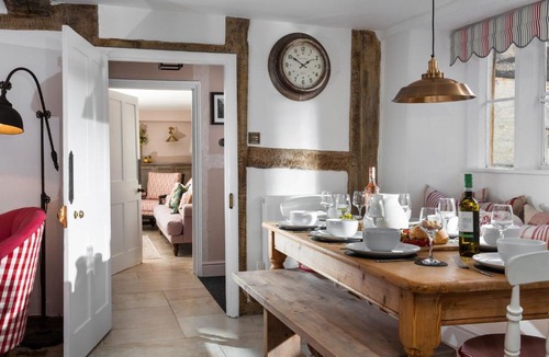 Cow Honeybourne House | The Gables