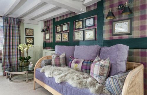 Cow Honeybourne House | The Gables