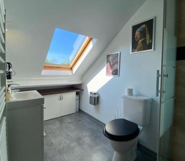 Villemareuil Apartment | The Gallery - Cozy Apartment