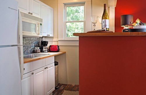 Thomas Square Hotel | The Galloway House Inn