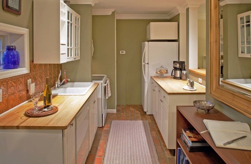 Thomas Square Hotel | The Galloway House Inn