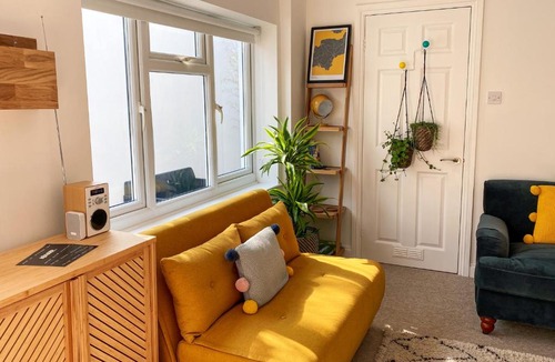 Exmouth Apartment | The Garden Flat