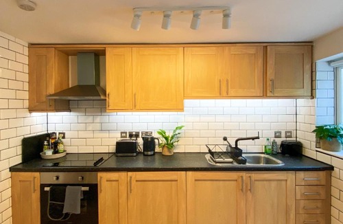 Exmouth Apartment | The Garden Flat