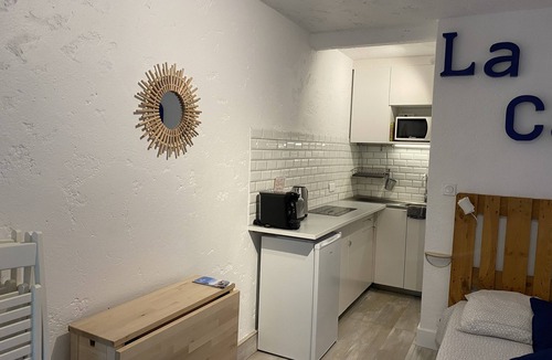 La Capte Apartment | The Garden Flat - Studio with garden view