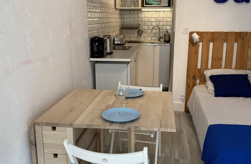 La Capte Apartment | The Garden Flat - Studio with garden view