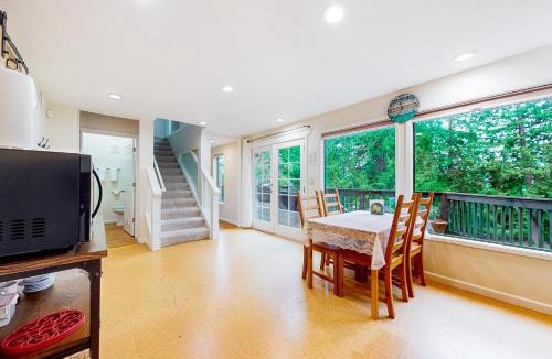 Issaquah Apartment | The Garden Home