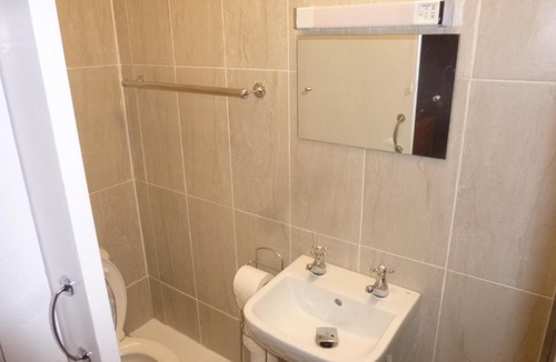 Knighton Bed & Breakfast | The Garden House B&B