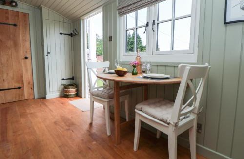 Wrexham House | The Garden Hut