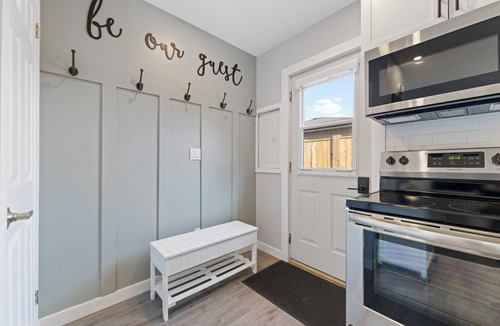 Welland House | The Garden Retreat:1BR,Free Parking+Workspace