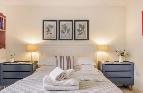 East Dean and Friston House | The Garden Room - Tiger Inn