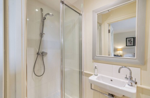 East Dean and Friston House | The Garden Room - Tiger Inn