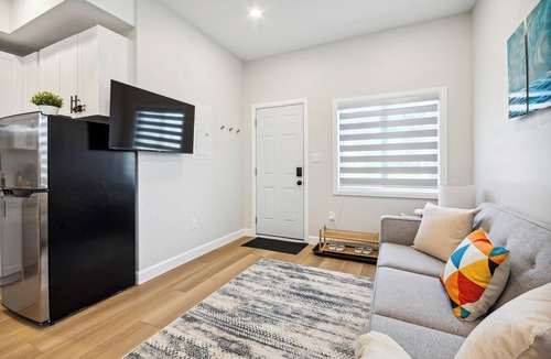 White Oaks House | The Garden Suite: 1BR, 1B in London, On