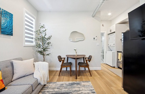 White Oaks House | The Garden Suite: 1BR, 1B in London, On