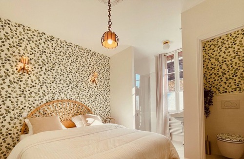 Vaux-sur-Seine House | the GARDENER'S HOUSE of the Château du Prieuré - Loop of the Seine - 2 bedrooms, 2 bathrooms
