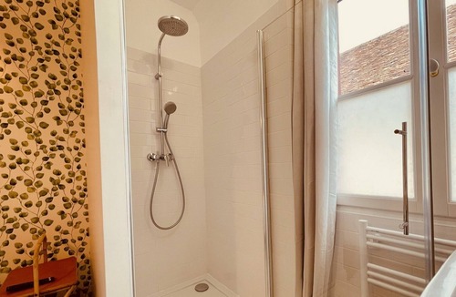 Vaux-sur-Seine House | the GARDENER'S HOUSE of the Château du Prieuré - Loop of the Seine - 2 bedrooms, 2 bathrooms