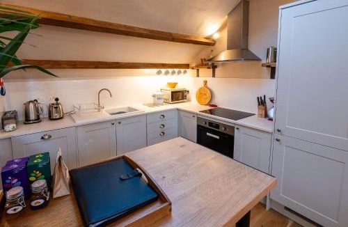 Ebbesborne Wake House | The Garret