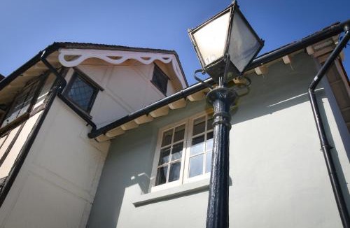 Thaxted House | The Gate Cottage