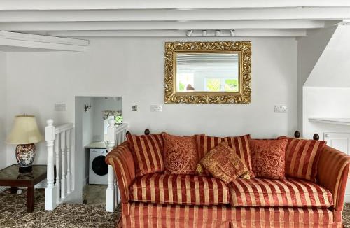 Llanarmon-yn-Ial House | The Gate House