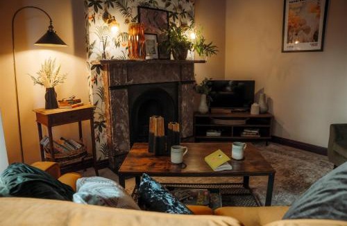 Biddestone Apartment | The Gate Lodge by Mint Stays