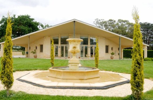 Yering Apartment | The gate to Villa Raedward