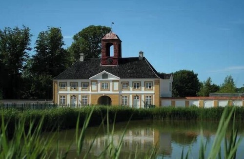Svendborg Apartment | The gatehouse at Valdemar's Castle with views