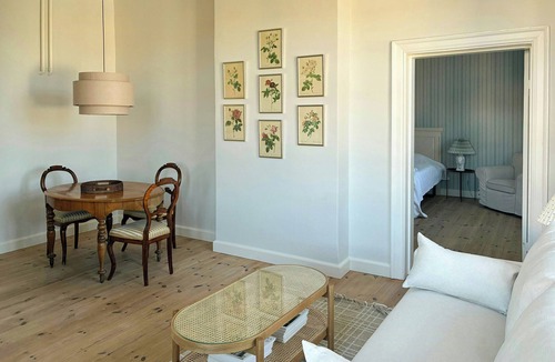 Svendborg Apartment | The gatehouse at Valdemar's Castle with views