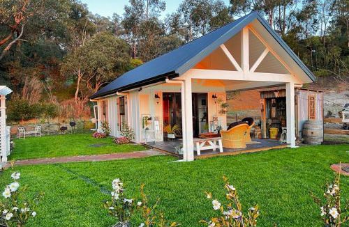 Trafalgar East House | The Gatehouse