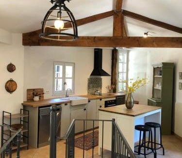 Castres House | The Gatehouse